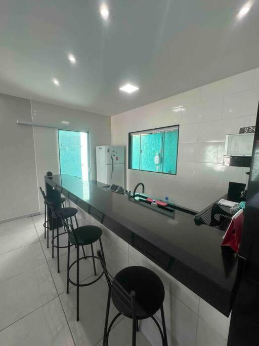Casa Com Piscina E Churrasqueira Casa de férias *